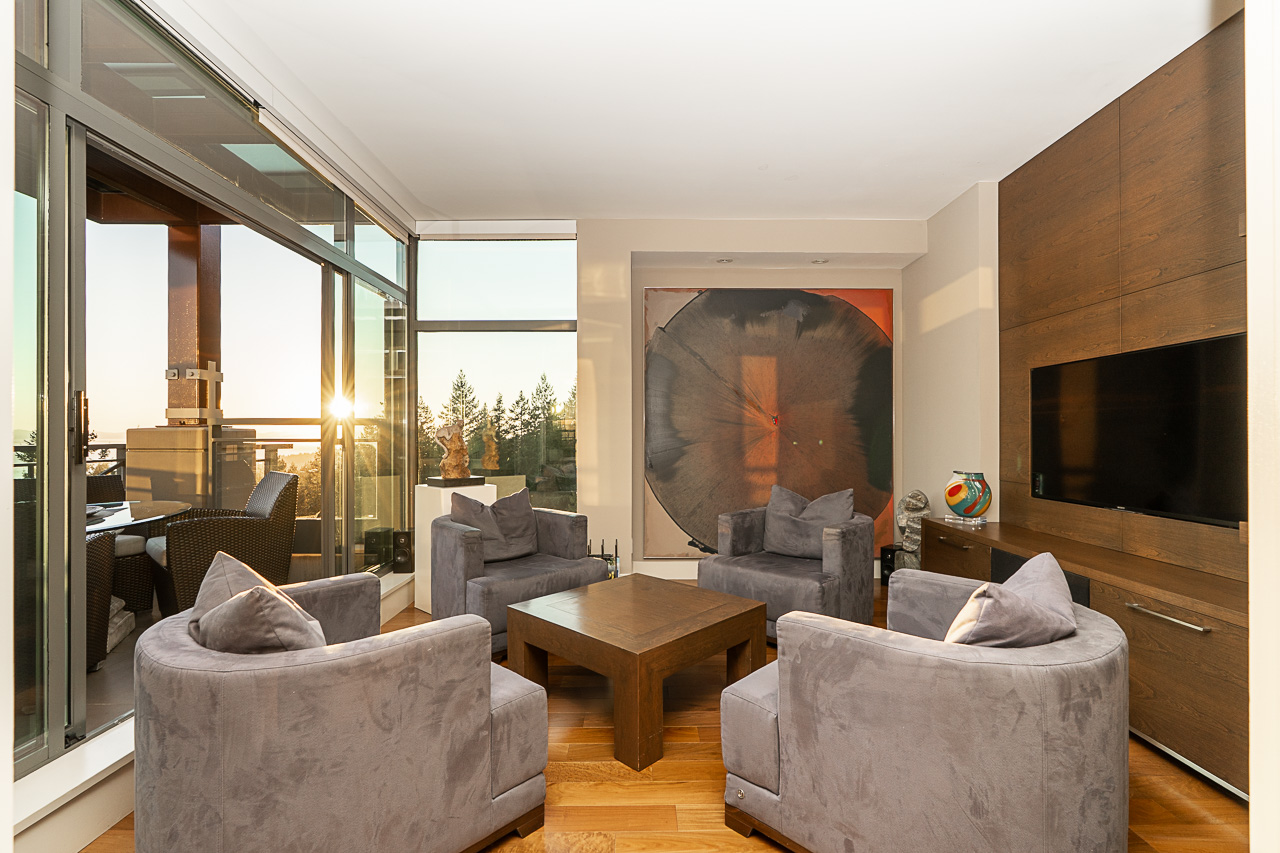 #1303 - 3355 Cypress Place